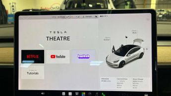TESLA MODEL 3 Model 3 Standard Range + 4dr