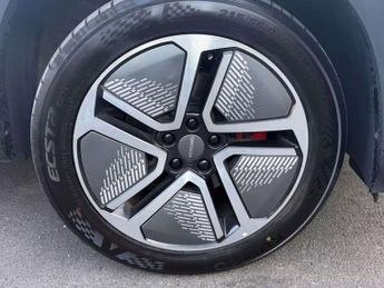 OMODA 5 1.6 TGDI Noble SUV 5dr Petrol DCT Euro 6 (s/s) (186 ps)