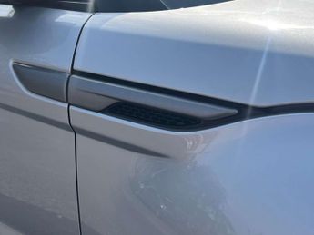 Land Rover RANGE ROVER EVOQUE 2.2 Range Rover Evoque Pure Tech SD4 Auto 4WD 5dr