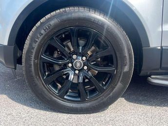 Land Rover RANGE ROVER EVOQUE 2.2 Range Rover Evoque Pure Tech SD4 Auto 4WD 5dr