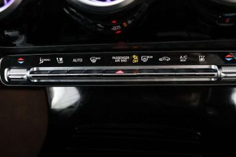 Mercedes-Benz CLA 1.3 CLA250e 15.6kWh AMG Line Night Edition (Premium Plus) Shooti