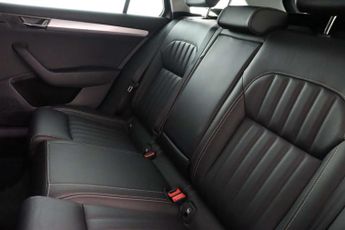 Skoda Superb 1.4 TSI iV 13kWh SE Technology Estate 5dr Petrol Plug-in Hybrid 