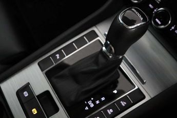 Skoda Superb 1.4 TSI iV 13kWh SE Technology Estate 5dr Petrol Plug-in Hybrid 