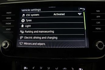 Skoda Superb 1.4 TSI iV 13kWh SE Technology Estate 5dr Petrol Plug-in Hybrid 