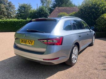 Skoda SUPERB 2.0 Superb SE L Executive TDI Semi-Auto 5dr
