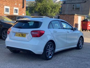 Mercedes-Benz A Class 1.6 A180 Sport Hatchback 5dr Petrol 7G-DCT Euro 6 (s/s) (122 ps)