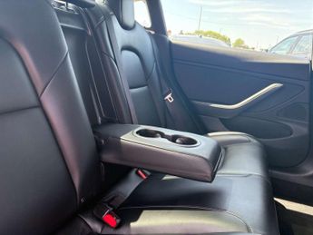 Tesla Model 3 (Dual Motor) Performance Auto 4WDE 4dr (Performance Upgrade)