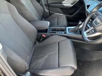 AUDI Q3 1.5 Q3 Sport 35 TFSI Semi-Auto 5dr