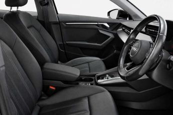 AUDI A3 1.4 TFSIe 40 Sport Sportback 5dr Petrol Plug-in Hybrid S Tronic 