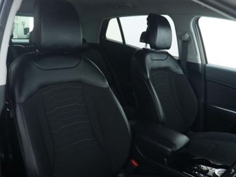 KIA SPORTAGE 1.6 T-GDi 13.8kWh 3 SUV 5dr Petrol Plug-in Hybrid Auto AWD Euro 