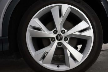 Audi Q4 e-tron 40 S line Sportback 5dr Electric Auto 82kWh (204 ps)