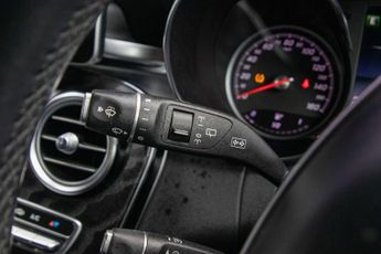 MERCEDES-BENZ GLC 2.1 GLC220d AMG Line SUV 5dr Diesel G-Tronic 4MATIC Euro 6 (s/s)