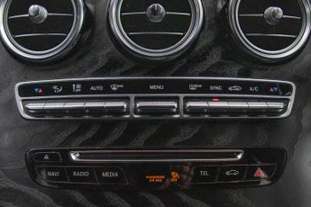 MERCEDES-BENZ GLC 2.1 GLC220d AMG Line SUV 5dr Diesel G-Tronic 4MATIC Euro 6 (s/s)