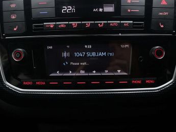 VOLKSWAGEN UP! e-up! 5dr