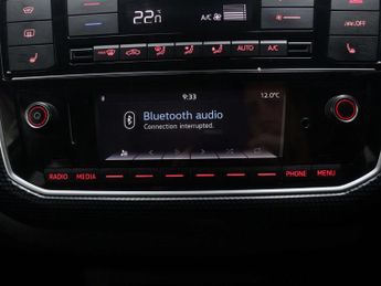 VOLKSWAGEN UP! e-up! 5dr