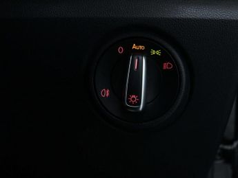 VOLKSWAGEN UP! e-up! 5dr