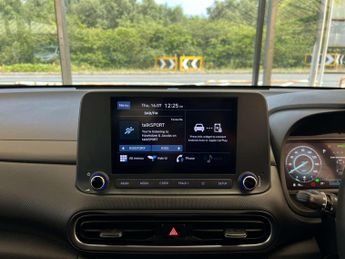 HYUNDAI KONA SE CONNECT GDI HEV S-A