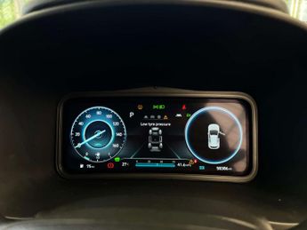 HYUNDAI KONA SE CONNECT GDI HEV S-A