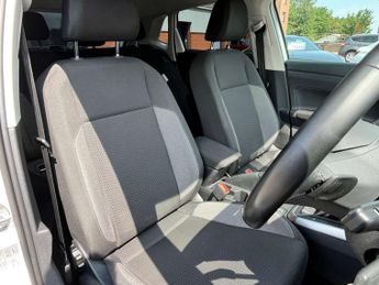 VOLKSWAGEN POLO 1.0 Polo Life TSi Semi-Auto 5dr