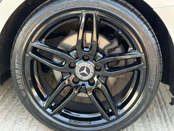 Mercedes-Benz CLA 2.1 CLA 220 D AMG Line Auto 4dr