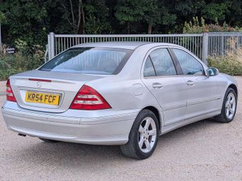 Mercedes-Benz C Class 1.8 C180 Kompressor Avantgarde SE Saloon 4dr Petrol Automatic (2
