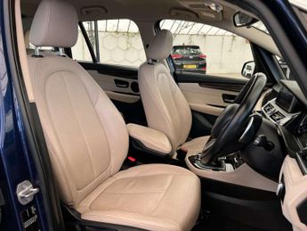 BMW 2 SERIES 2.0 220d xDrive Luxury Auto 4WD 5dr