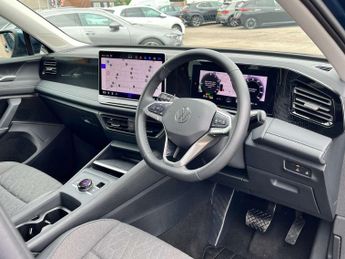 VOLKSWAGEN TIGUAN 1.5 Tiguan Life TSi PHEV Semi-Auto 5dr