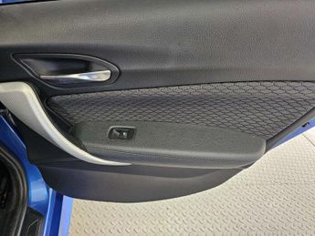 BMW 1 SERIES 2.0 118d M Sport Auto 5dr