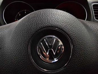 Volkswagen Golf 1.6 Golf SE TDI Semi-Auto 5dr