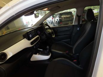 Hyundai i10 1.0 Premium Hatchback 5dr Petrol Auto Euro 6 (s/s) (67 ps)