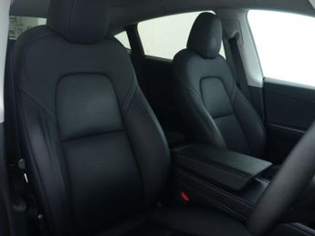 TESLA MODEL Y (Dual Motor) Long Range SUV 5dr Electric Auto 4WDE (384 bhp)