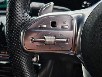 MERCEDES-BENZ CLA 2.0 AMG CLA 35 4Matic Auto 4WD 4dr