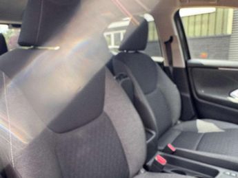 TOYOTA YARIS 1.5 Yaris Design HEV CVT 5dr