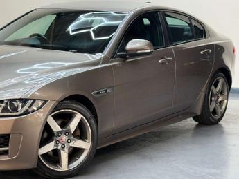 Jaguar XE 2.0 XE R-Sport D Auto 4dr