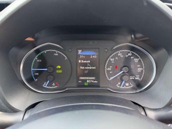 TOYOTA YARIS 1.5 Yaris Bi-Tone VVT-i HEV CVT 5dr