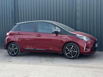 TOYOTA YARIS 1.5 Yaris Bi-Tone VVT-i HEV CVT 5dr