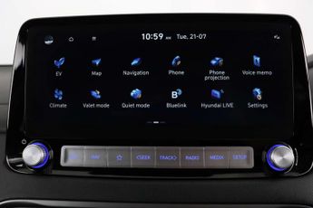 Hyundai KONA 39kWh Premium SUV 5dr Electric Auto (10.5kW Charger) (136 ps)