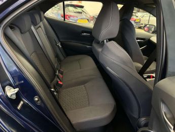 TOYOTA COROLLA 1.8 Corolla Icon HEV CVT 5dr