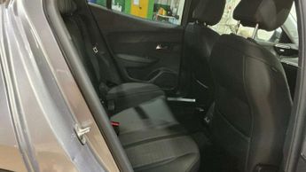 PEUGEOT 2008 2008 Allure Premium EV 5dr