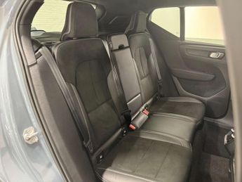 VOLVO XC40 1.5 XC40 R-Design T3 Auto 5dr