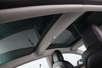 Tesla Model 3 Saloon 4dr Electric Auto RWD (241 bhp)