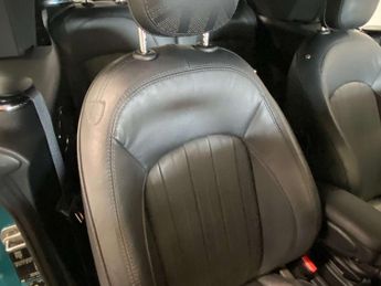 MINI CONVERTIBLE 1.5 Cooper Exclusive Auto 2dr