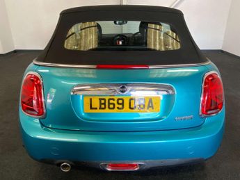 MINI CONVERTIBLE 1.5 Cooper Exclusive Auto 2dr
