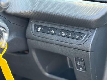 Peugeot 2008 1.6 2008 Allure e-HDi Semi-Auto 5dr
