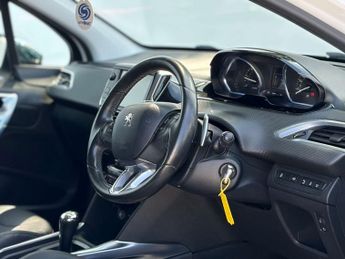 Peugeot 2008 1.6 2008 Allure e-HDi Semi-Auto 5dr