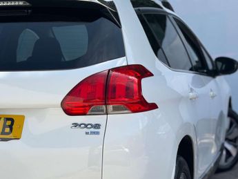 Peugeot 2008 1.6 2008 Allure e-HDi Semi-Auto 5dr