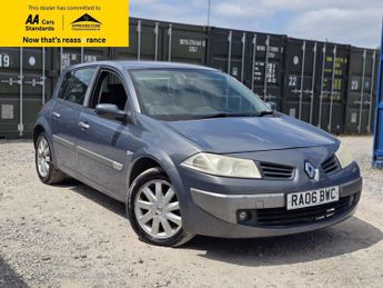 Renault Megane 1.6 VVT Dynamique Hatchback 5dr Petrol Proactive (184 g/km, 111 