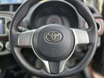 Toyota Vitz Auto+Petrol+1key+LowMiles