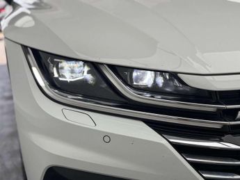 Volkswagen ARTEON 2.0 Arteon R-Line TSi Semi-Auto 5dr