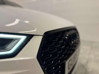 Audi A3 1.5 A3 Sportback 35 TFSI S Line Semi-Auto 5dr